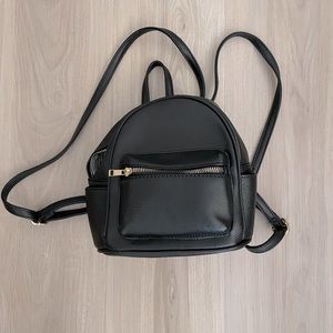 Mini backpack